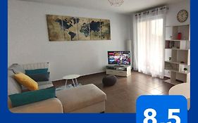 Appartement Avec Jardin Et Terrasse Pres De Paris